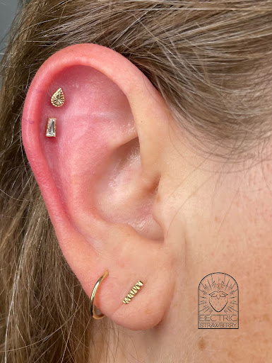 Explore meaningful finger tattoo ideas, creative tattoo ideas in Saint Paul, available at Electric Strawberry Piercing