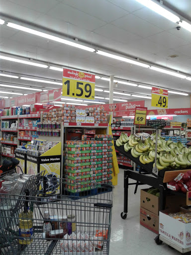 Grocery Store «Save-A-Lot», reviews and photos, 1037 S Riverside Dr, Clarksville, TN 37040, USA