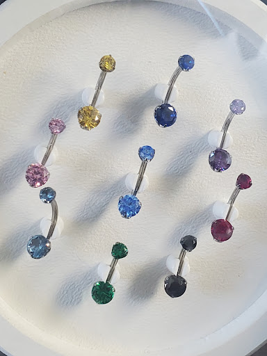 Tattoo Shop «Skin of A Different Color», reviews and photos, 2080 E New York St, Aurora, IL 60502, USA