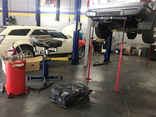 Auto Repair Shop «Stamps Auto», reviews and photos, 711 S Lindsay Rd, Gilbert, AZ 85296, USA