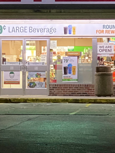 Convenience Store «7-Eleven», reviews and photos, 406 Lackawanna St, Reading, PA 19601, USA
