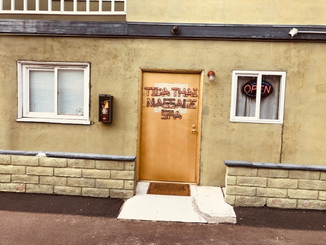 Tida Thai Massage Spa 92627