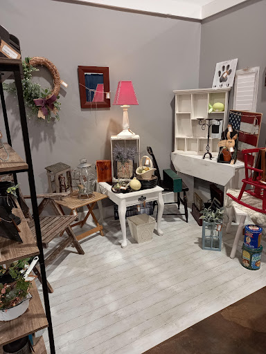 Shopping Mall «Crossroads Plaza», reviews and photos, 213 Crossroads Blvd, Cary, NC 27518, USA