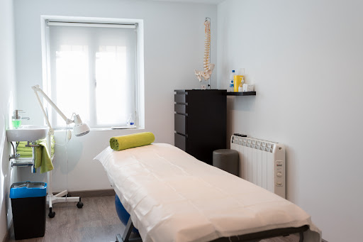 Centro fisioterapia rosa querejazu en Eskuernaga, Álava