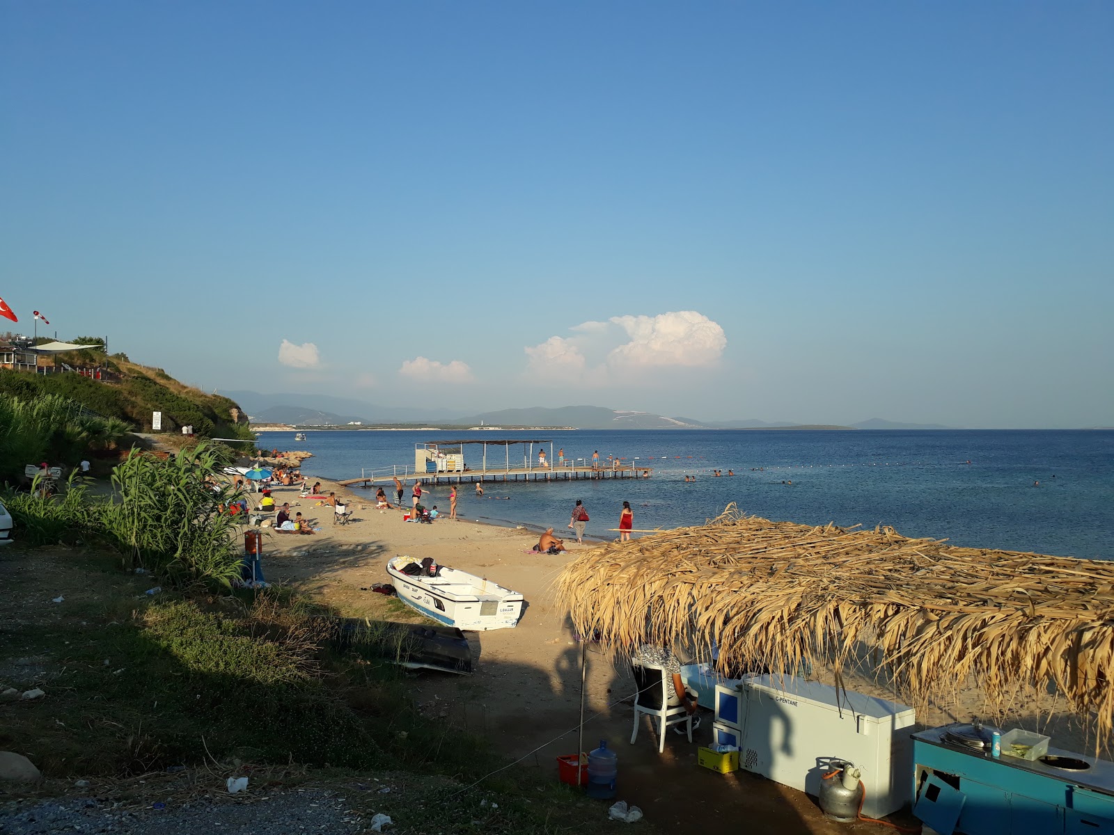Valokuva Didim beach IVista. sisältäen tilava ranta