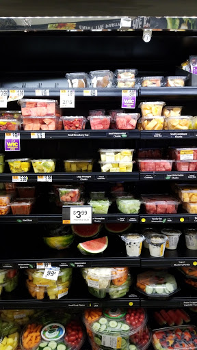 Grocery Store «Super Stop & Shop», reviews and photos, 100 Macy St, Amesbury, MA 01913, USA