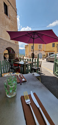 Atmosphère du Restaurant Les Arcades à Belvédère - n°1