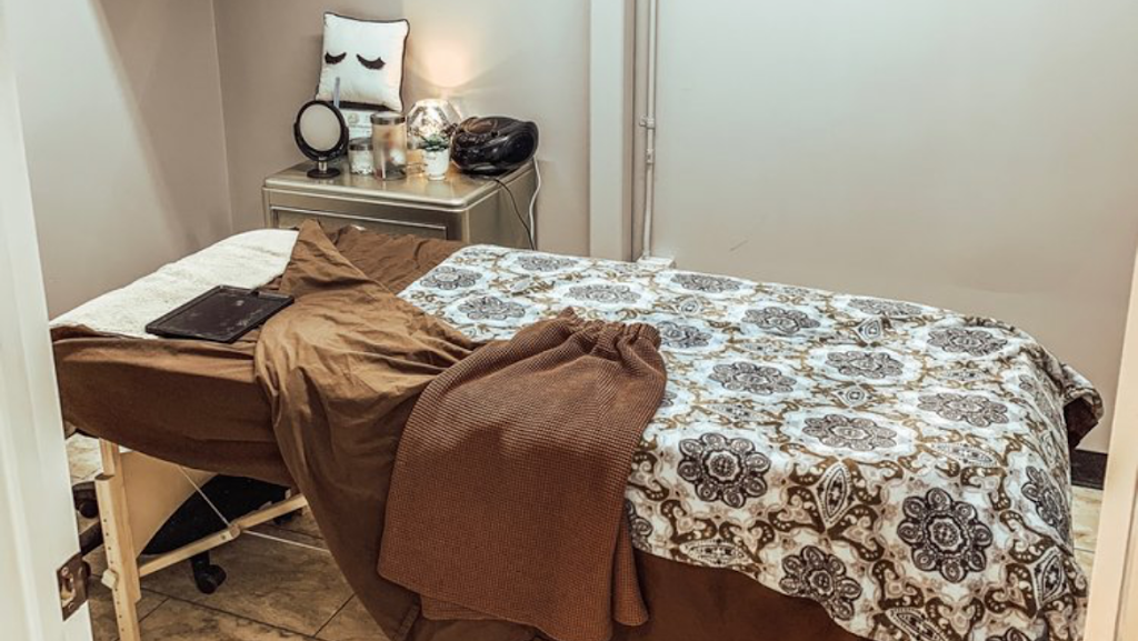 Salon Adair 77539