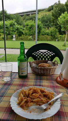 Plats et boissons Village de vacances Camping Arenal de Moris 33346 Caravia