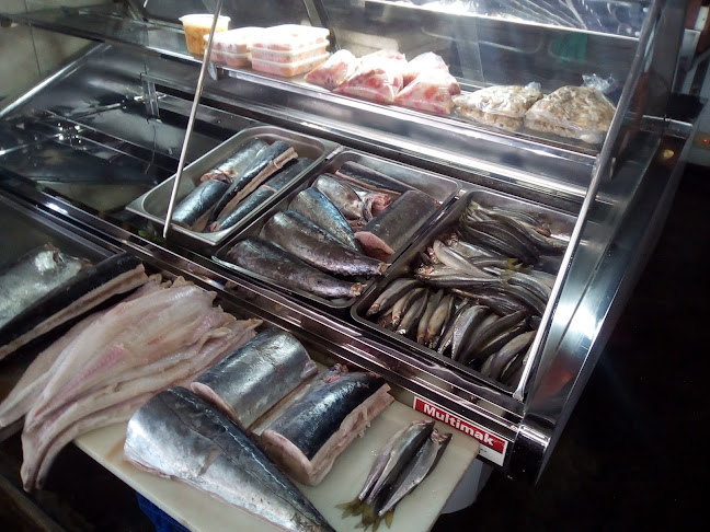 mercado Particular "El Farolito" Y "Pescaderia Angelmo" - Supermercado
