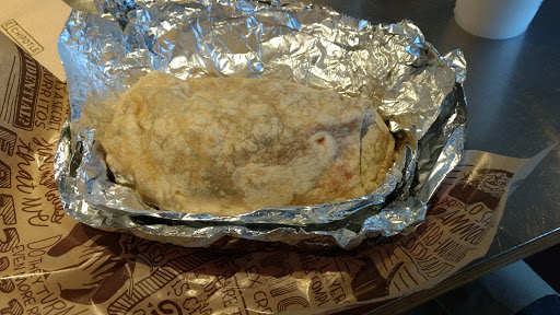 Mexican Restaurant «Chipotle Mexican Grill», reviews and photos, 515 N Hillside St, Wichita, KS 67214, USA