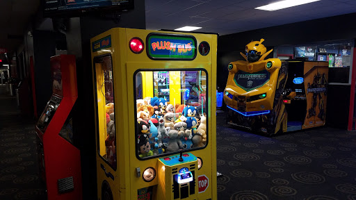 Bowling Alley «AMF Brookgate Lanes», reviews and photos, 14950 Snow Rd, Brook Park, OH 44142, USA