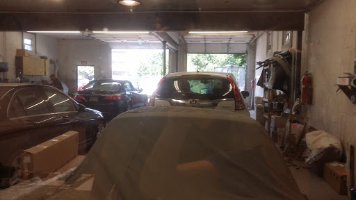 Auto Body Shop «Walos Auto Body», reviews and photos, 13 E Garden Pl, Pompton Plains, NJ 07444, USA