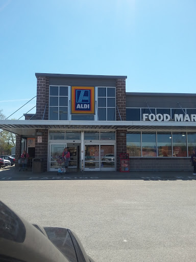 Supermarket «ALDI», reviews and photos, 9290-9300 Transit Rd, East Amherst, NY 14051, USA