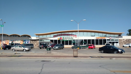 Grocery Store «Supermercado Nuestra Familia», reviews and photos, 1826 Vinton St, Omaha, NE 68108, USA