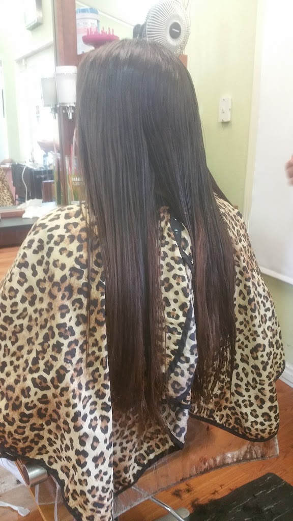 Pretty Woman Salon 98204