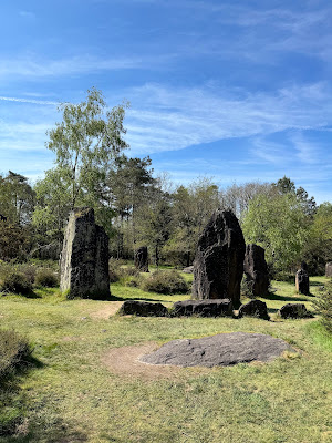 Parking "Menhirs de Monteneuf" (gratuit) à Monteneuf