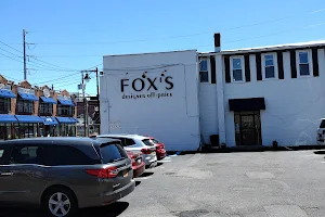 Fox’s of Mineola (shoe store) image