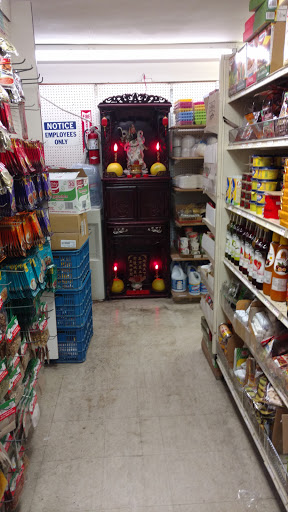 Asian Grocery Store «Richmond New May Wah Supermarket», reviews and photos, 707 Clement St, San Francisco, CA 94118, USA
