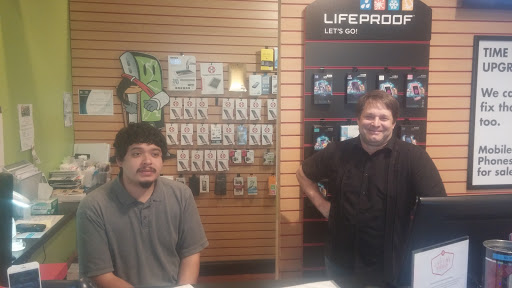 Electronics Repair Shop «CPR Cell Phone Repair Seattle - University», reviews and photos, 3511 NE 45th St, Seattle, WA 98105, USA