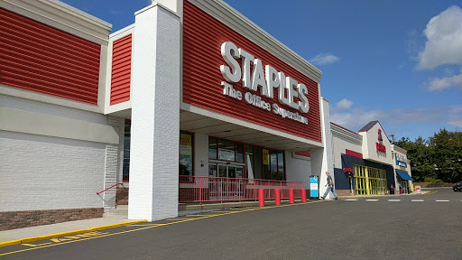 Staples, 300 US-202, Raritan, NJ 08869, USA, 