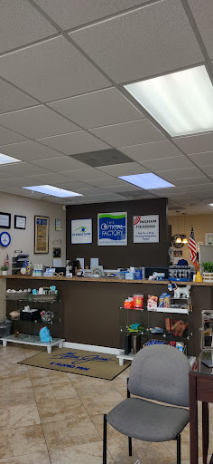 Optometrist «Optical Factory & Showroom», reviews and photos, 800 E Bay Dr, Largo, FL 33770, USA