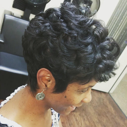 Beauty Salon «StylesByFaye@(Phenix Salons) - Black Hair Stylist», reviews and photos, 5215 Farm to Market 1960 Rd W E, Houston, TX 77069, USA