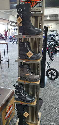 Harley-Davidson Dealer «Harley-Davidson of Sacramento», reviews and photos, 1000 Arden Way, Sacramento, CA 95815, USA