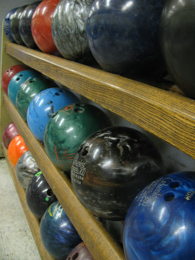 Bowling Alley «Woodbridge Bowling Center», reviews and photos, 346 Main St, Woodbridge, NJ 07095, USA