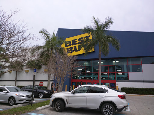 Electronics Store «Best Buy», reviews and photos, 1880 Palm Beach Lakes Blvd, West Palm Beach, FL 33401, USA