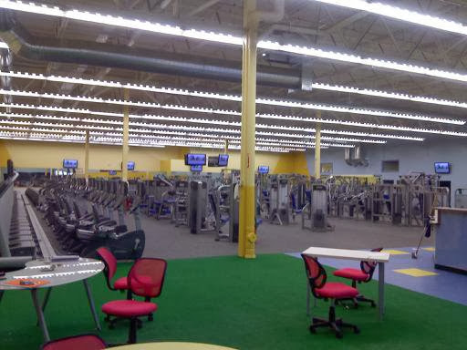 Gym «Blast! Fitness - Bridgeview», reviews and photos, 7340 W 87th St, Bridgeview, IL 60455, USA