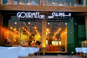 Gourmet Cafe image