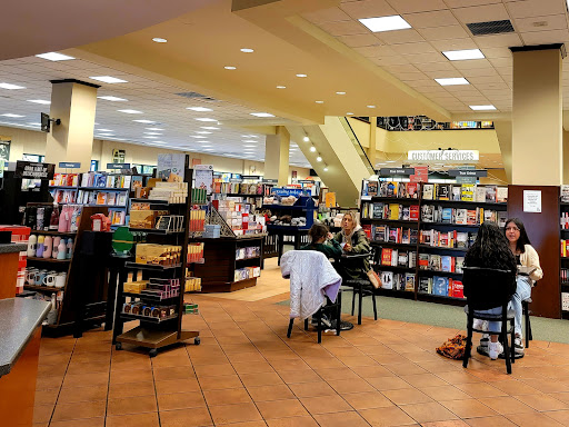 Book Store «Barnes & Noble Booksellers Sugarhouse», reviews and photos, 1104 E 2100 S, Salt Lake City, UT 84106, USA