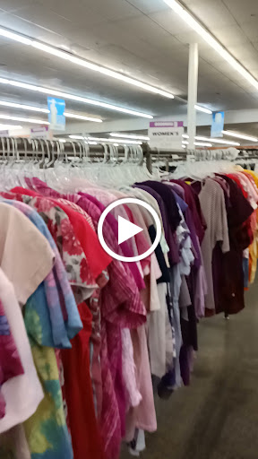 Thrift Store «Southern & Val Vista Goodwill Retail Store & Donation Center», reviews and photos, 3655 E Southern Ave, Mesa, AZ 85206, USA