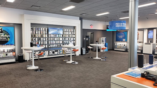 Cell Phone Store «AT&T», reviews and photos, 5175 Peachtree Pkwy NW #1302, Norcross, GA 30092, USA