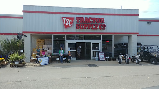 Home Improvement Store «Tractor Supply Co.», reviews and photos, 5111 Murfreesboro Rd, College Grove, TN 37046, USA