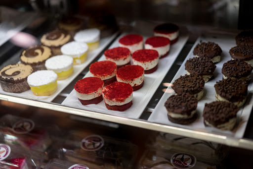 Gourmet Grocery Store «Potomac Gourmet Market», reviews and photos, 180 American Way, Oxon Hill, MD 20745, USA