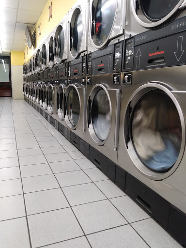 Laundromat «FIESTA COIN LAUNDRY», reviews and photos, 11861 Rosecrans Ave, Norwalk, CA 90650, USA