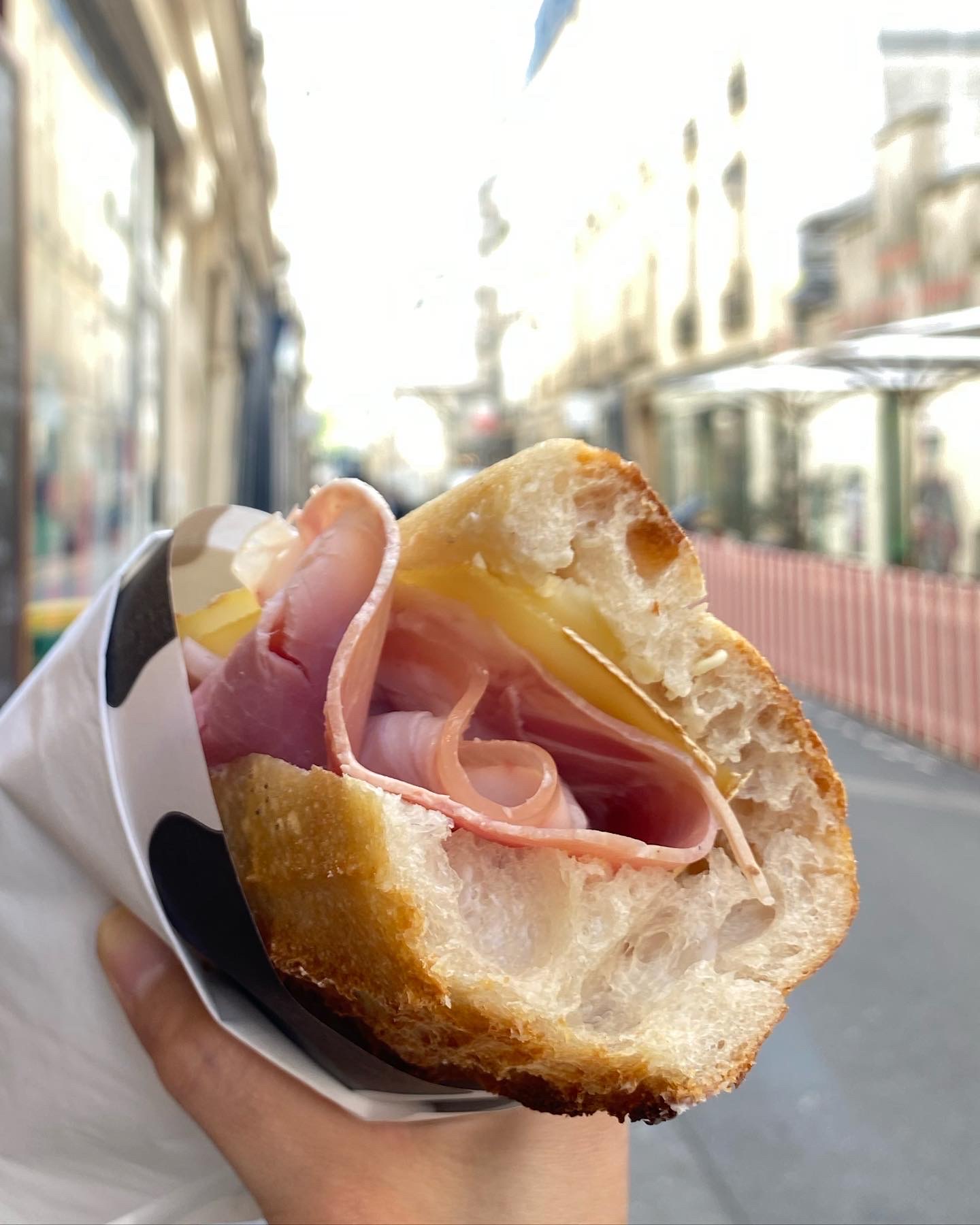 Photo n° 2 de l'avis de Napol.. fait le 20/05/2023 à 14:11