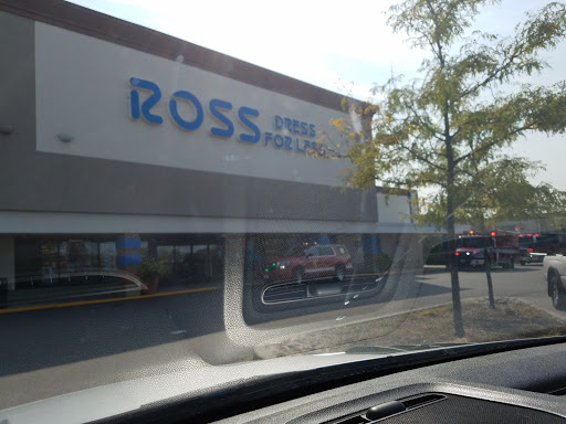 Clothing Store «Ross Dress for Less», reviews and photos, 1237 E Golf Rd, Schaumburg, IL 60173, USA