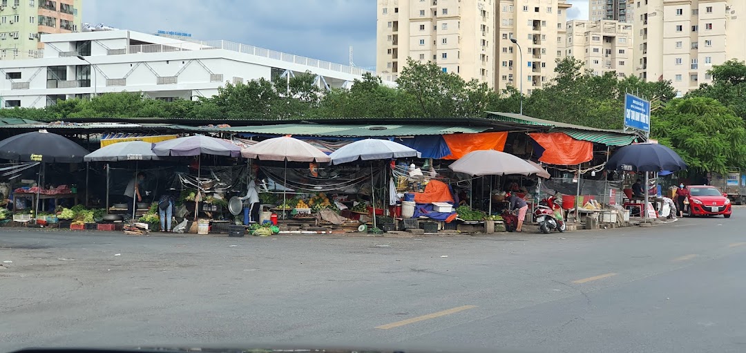 Chợ Nam Trung Yên