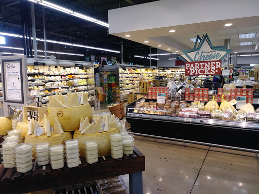 Gourmet Grocery Store «Central Market», reviews and photos, 4001 N Lamar Blvd, Austin, TX 78756, USA