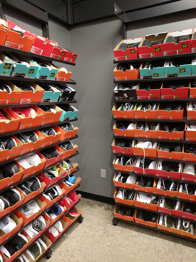 Clothing Store «Nike Factory Store», reviews and photos, 10746 Emerald Coast Pkwy #159, Destin, FL 32550, USA