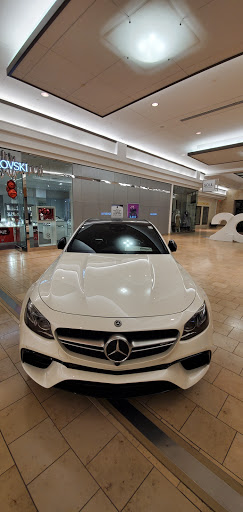 Clothing Store «Neiman Marcus», reviews and photos, 2442 E Sunrise Blvd, Fort Lauderdale, FL 33304, USA