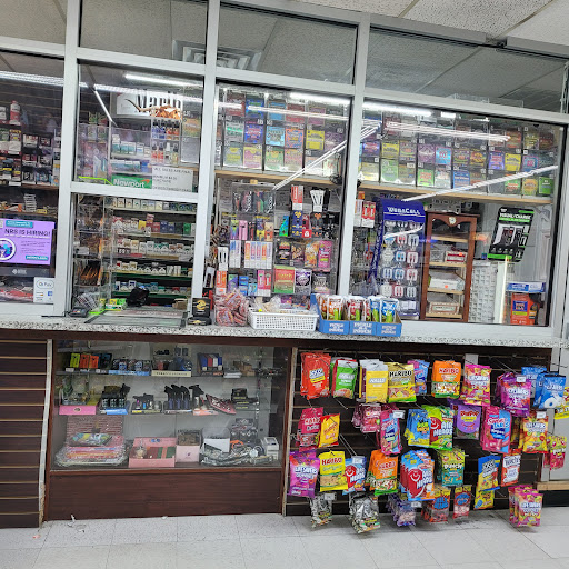 Convenience Store «Desoto Beer & Wine», reviews and photos, 1031 E Pleasant Run Rd, DeSoto, TX 75115, USA