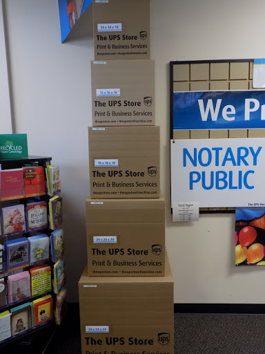 Shipping Service «The UPS Store», reviews and photos, 5 Tenafly Rd, Englewood, NJ 07631, USA