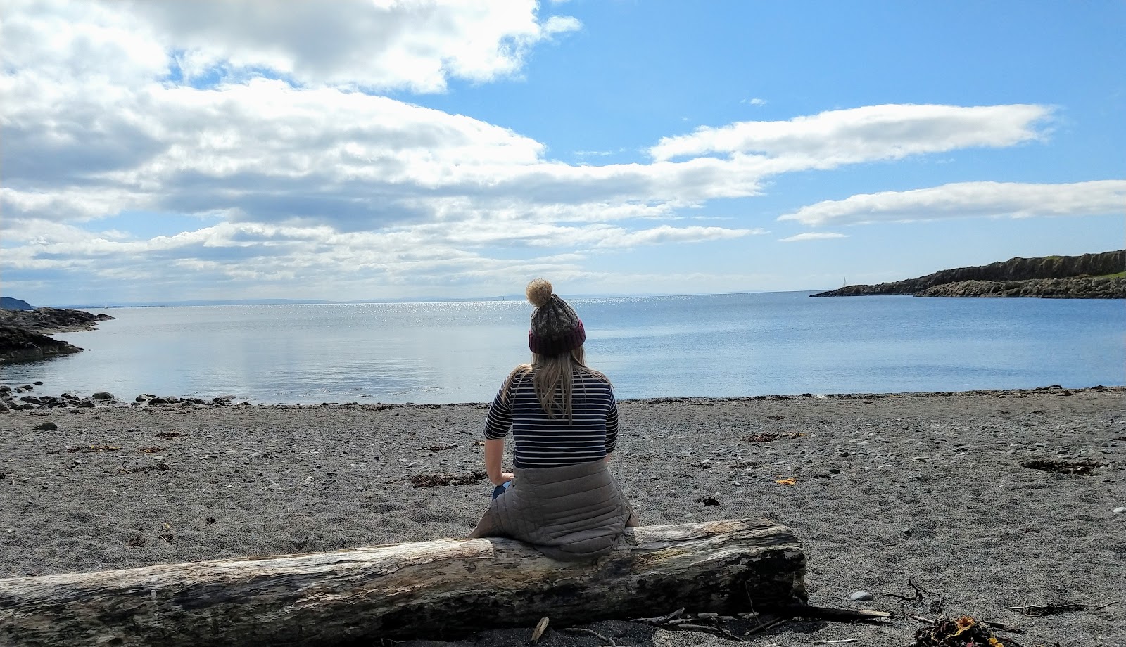 Foto von Glencallum Bay Beach mit kleine bucht