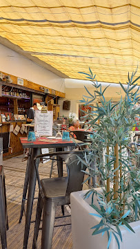 Atmosphère du Restaurant L'Atelier BL à Saintes-Maries-de-la-Mer - n°9