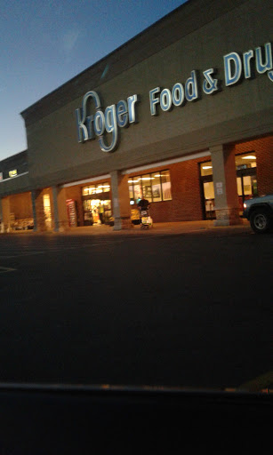 Grocery Store «Kroger», reviews and photos, 516 W 30th St, Connersville, IN 47331, USA