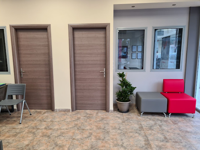 Opinii despre ΣΧΟΛΗ ΟΔΗΓΩΝ ΣΑΜΑΡΑΣ ΚΩΝΣΤΑΝΤΙΝΟΣ în Καρδίτσα - Σχολή οδήγησης